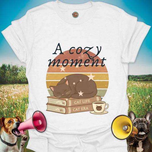 A COZY MOMENT CAT - Tee